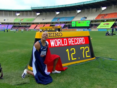 Sasha Zhoya bat son propre record du monde